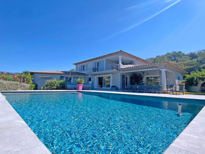 Vila 10 pers - Schwimmbad - Blick auf den Golfplatz - Sainte Maxime