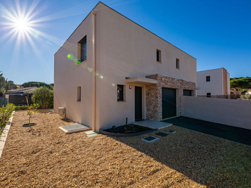 Azur Cottages