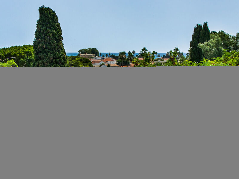 Le Bahia