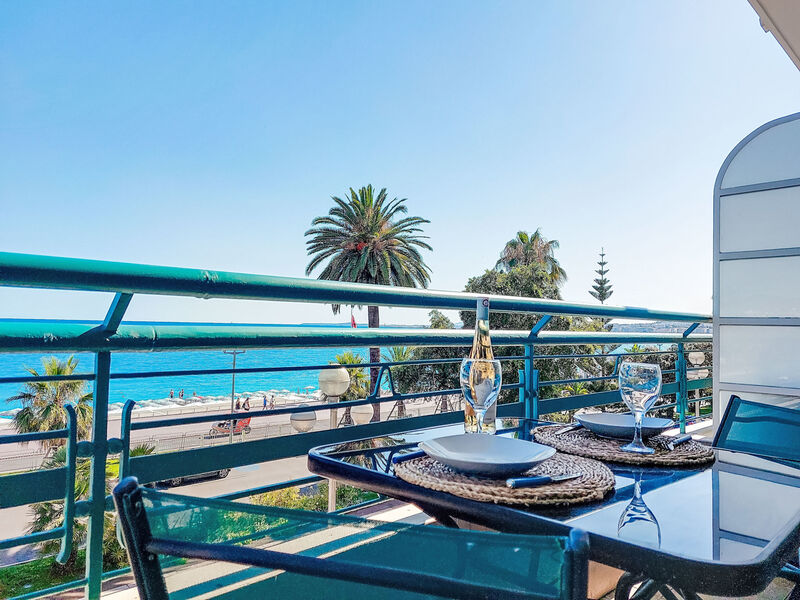 Le Savoy Promenade Des Anglais