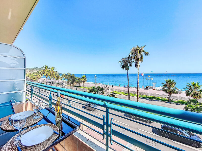 Le Savoy Promenade Des Anglais