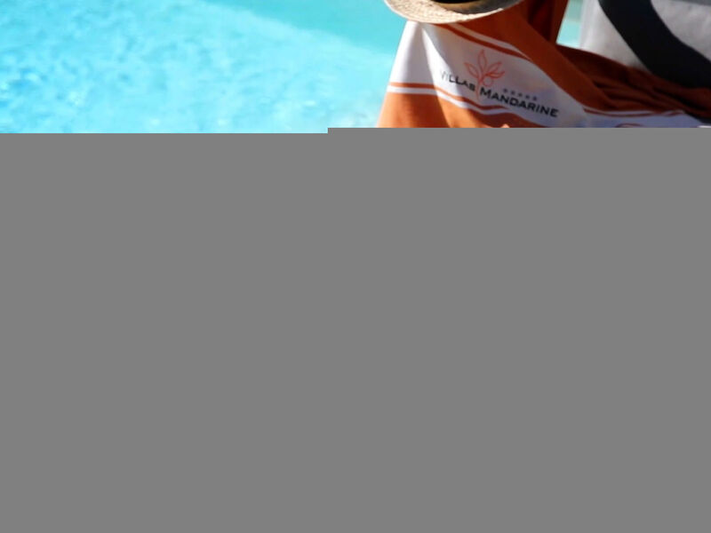 Vila 4 Schlafzimmer, privater Pool Garten und Parkplatz