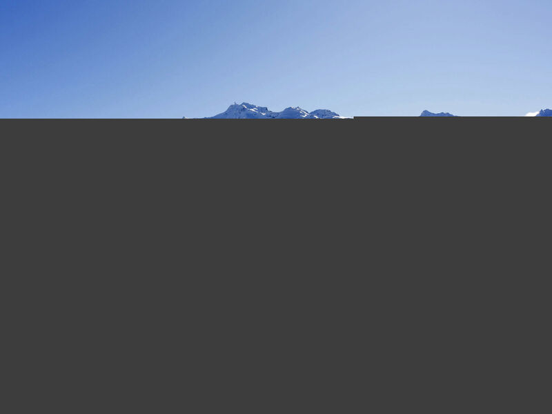 Sowell Menuires Pierre Blanche