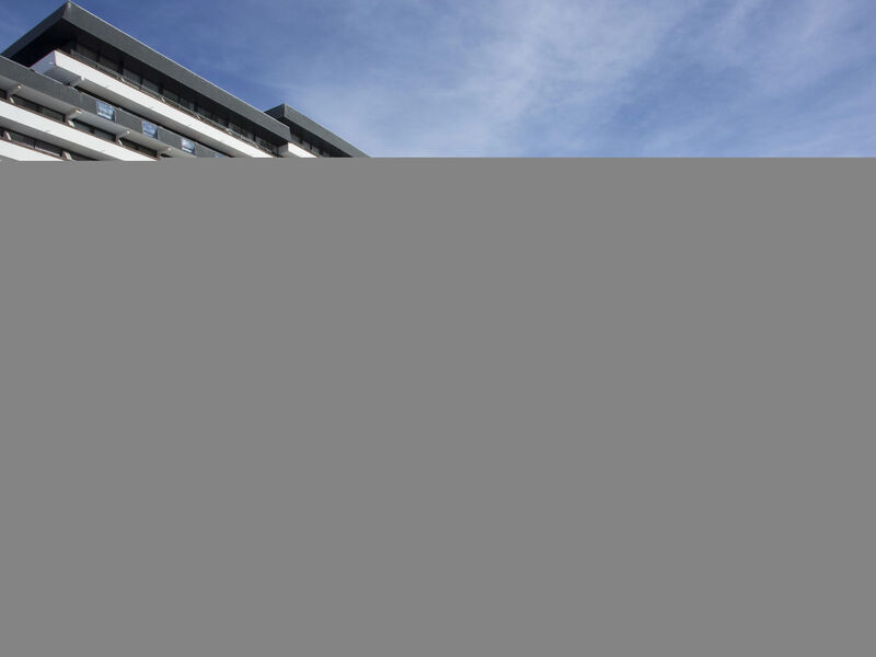 Sowell Menuires Pierre Blanche