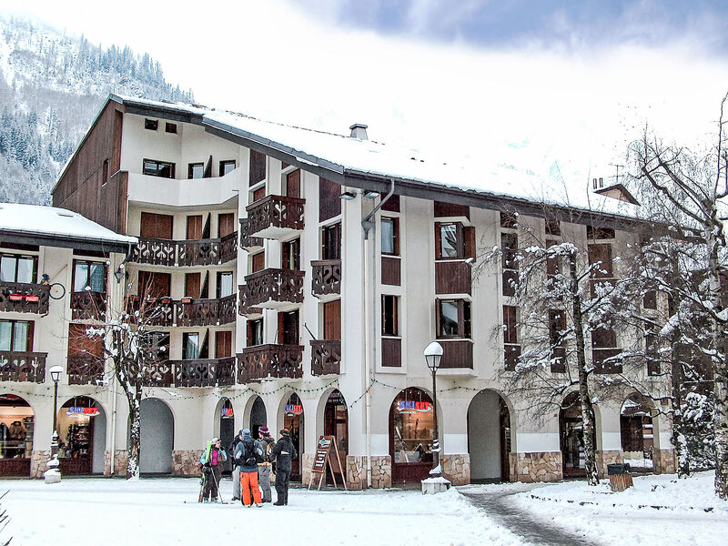 Le Triolet