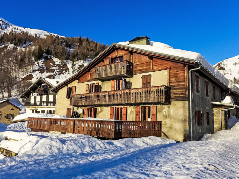 Chalet Le Tour
