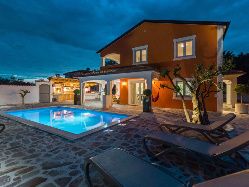 Vila Deni