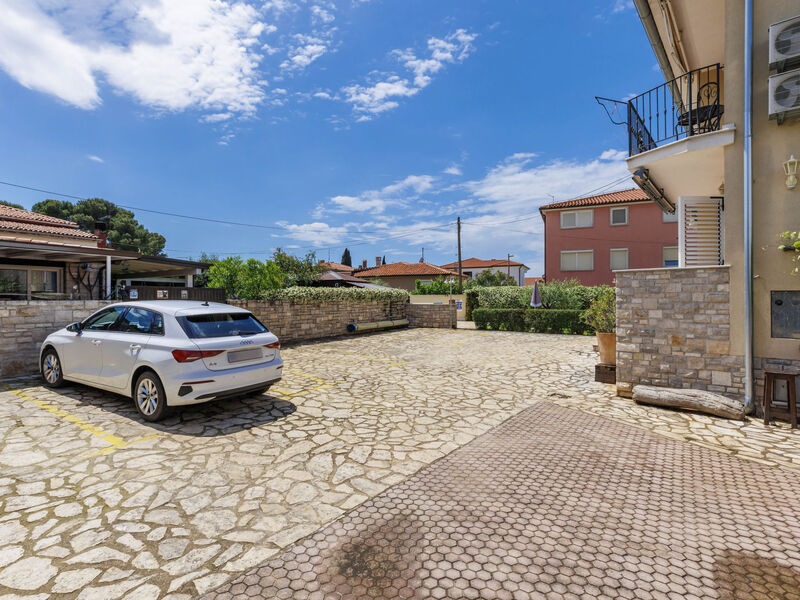 Vila Ester