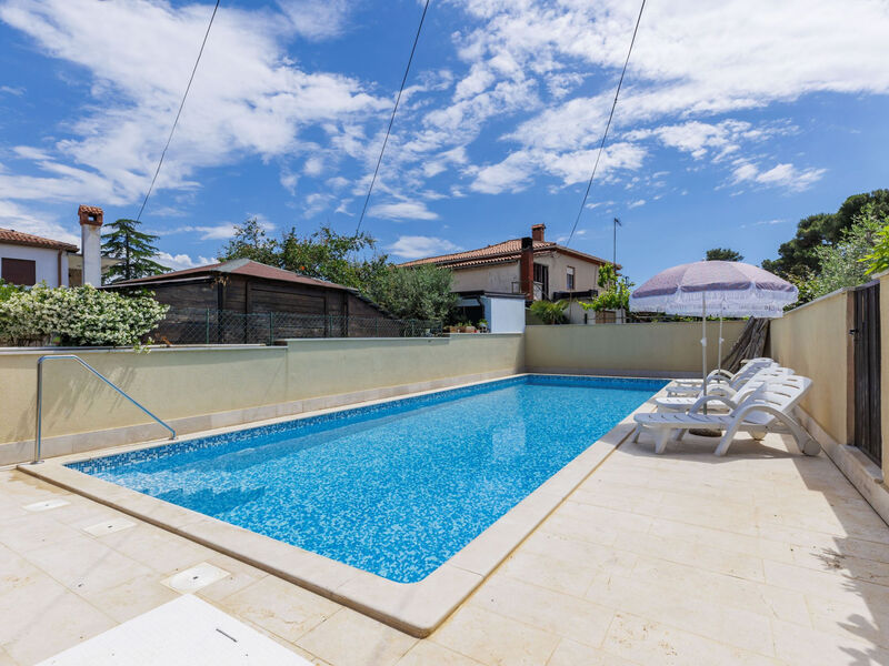 Vila Ester