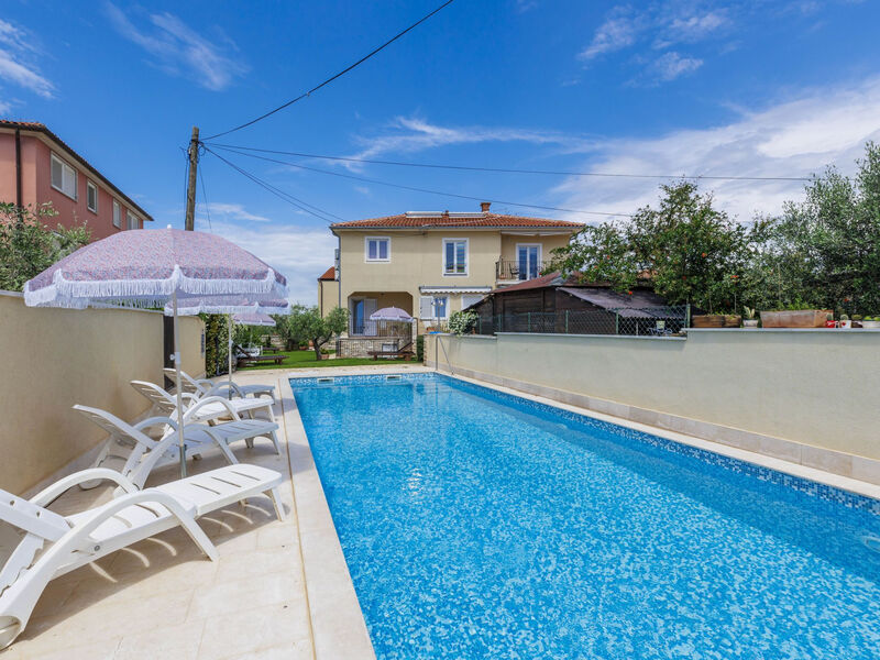 Vila Ester
