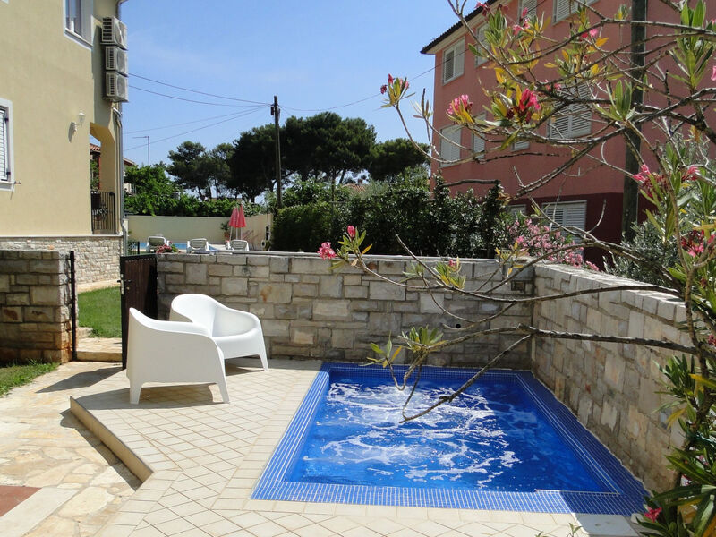 Vila Ester