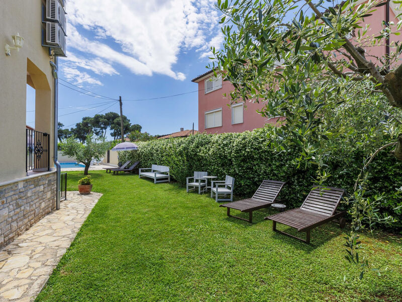 Vila Ester