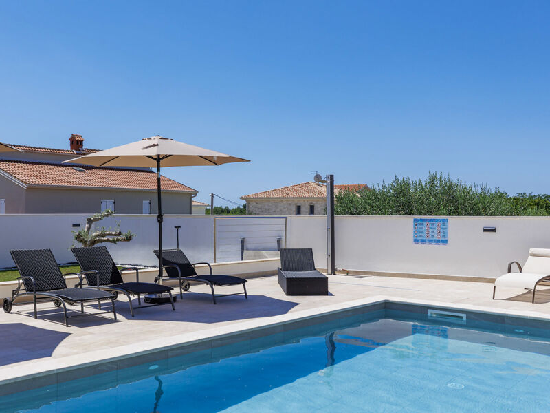Vila Lucia