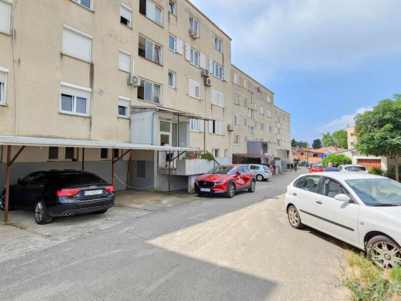 Objekt HR2280.672