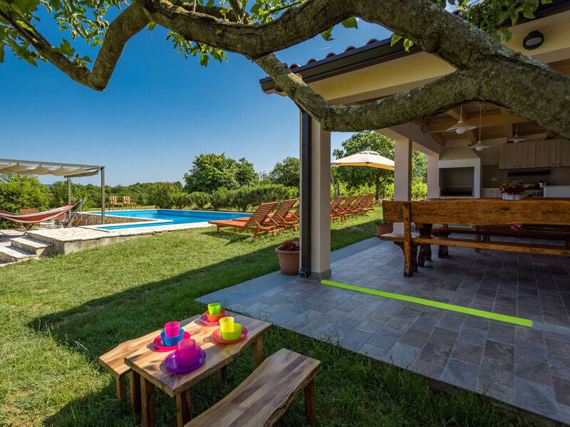 Vila Emanuela