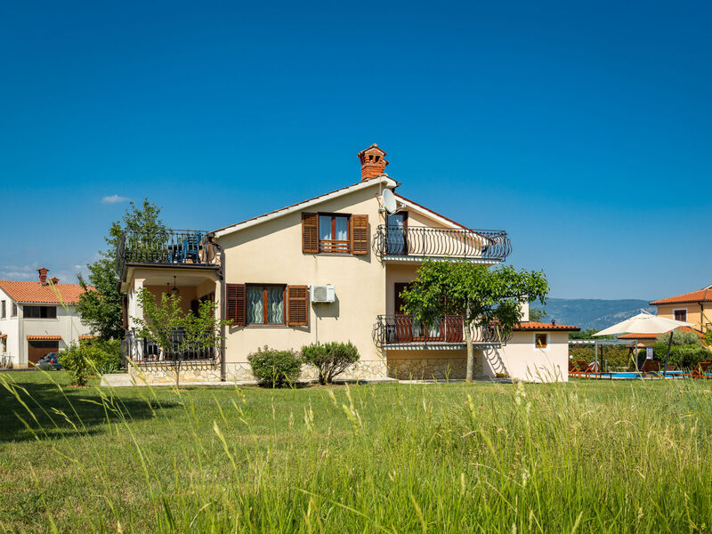 Vila Emanuela