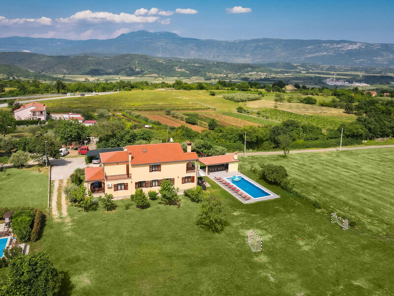 Vila Helena