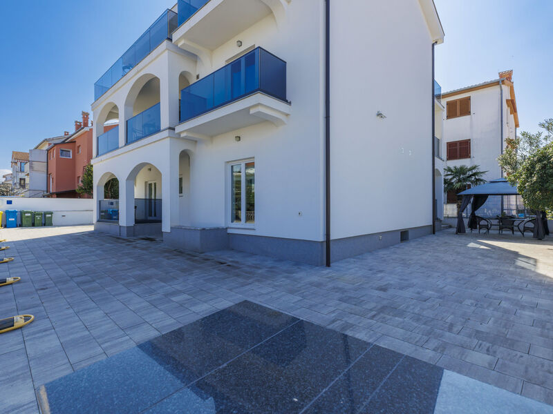 Amra 1