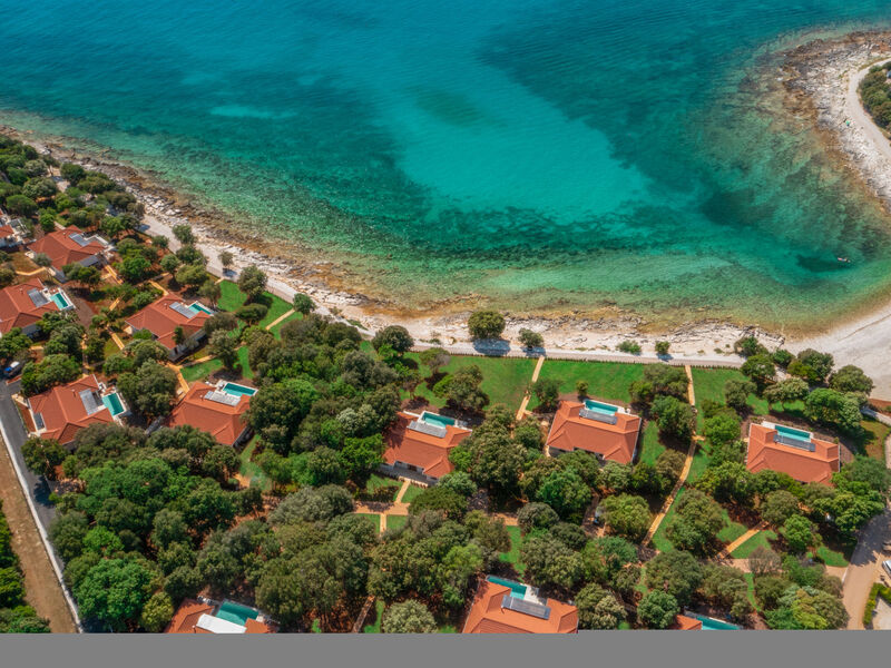 Luxury Beach Villas Porto Bus