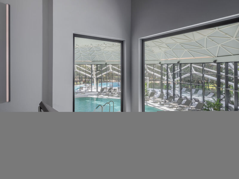 Luxury Beach Villas Porto Bus