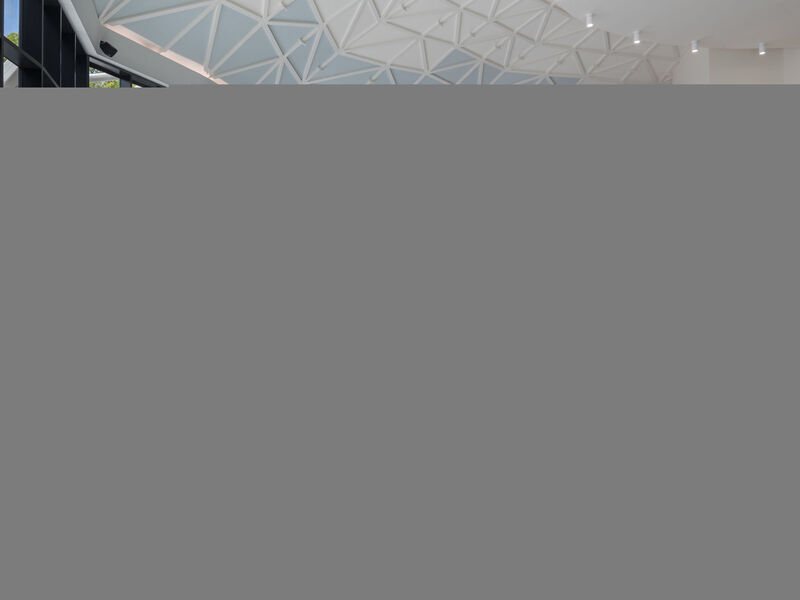 Luxury Beachfront Villa Porto Bus