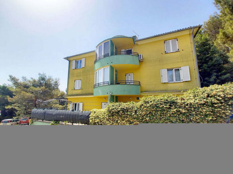 Wohnung Lungomare, 300m vom Strand entfernt, Pula