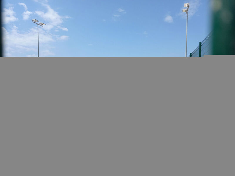 Deh 7, Dorf Štinjan