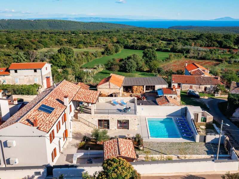 Vila Valtura