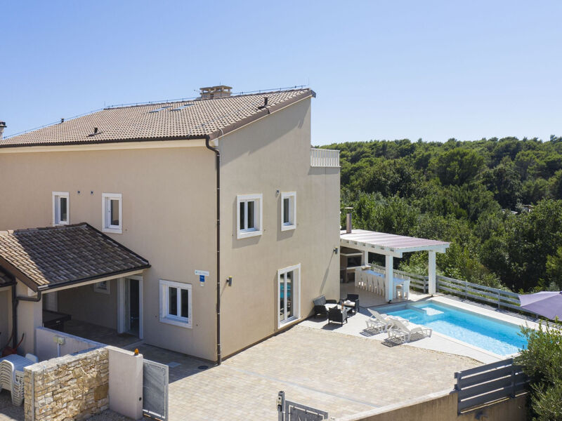 Objekt 8-Schlafzimmer-Villa Bianca mit Pool, Sauna, Billard