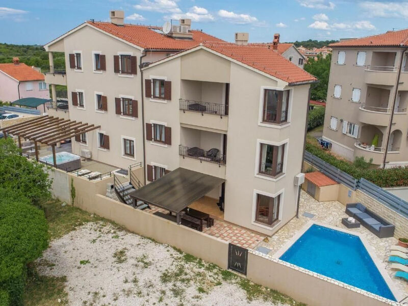 Vila Undina-schönes Haus für große Gruppen