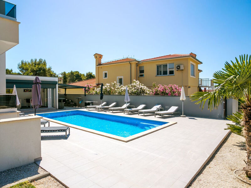 Vila Histra