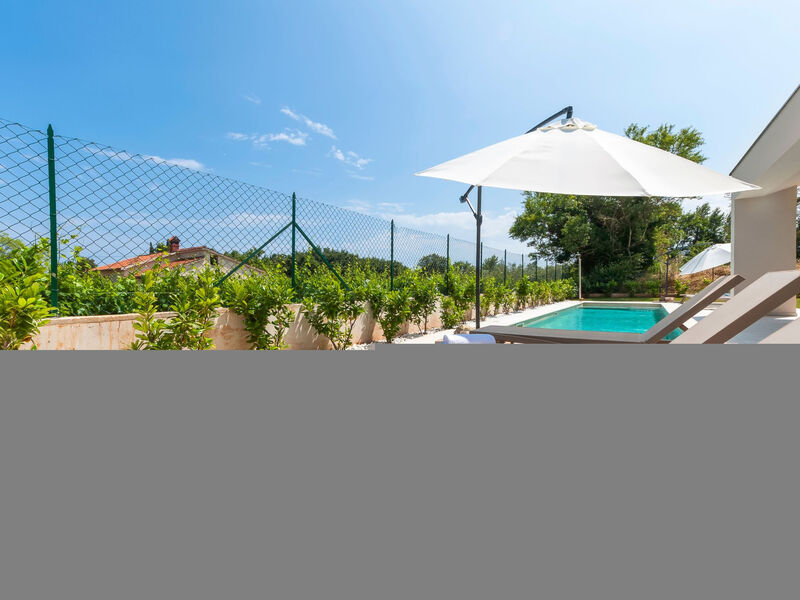 Echo villa, Istra, Pool Jacuzzi, BBQ, Haustierfreundlich