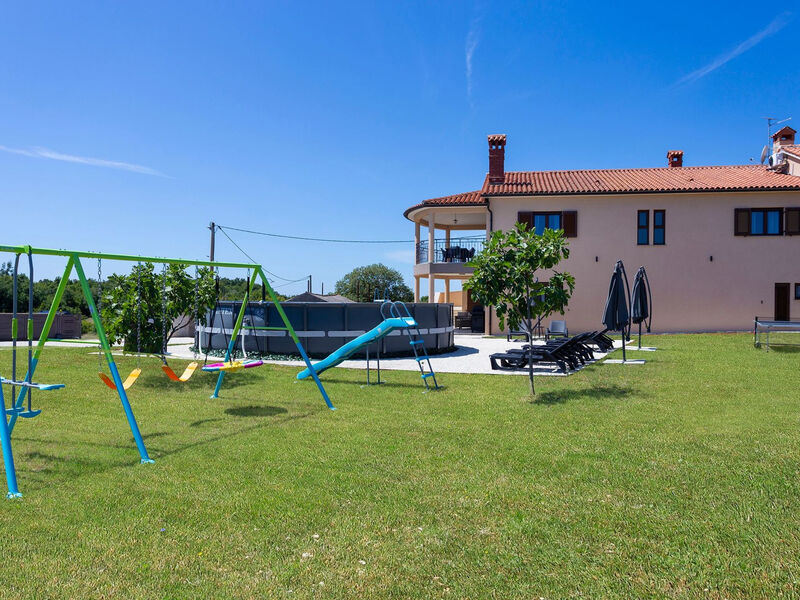 Luxuriöse App. mit Pool