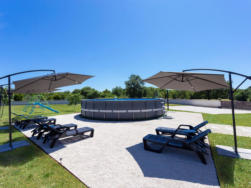 Luxuriöse App. mit Pool