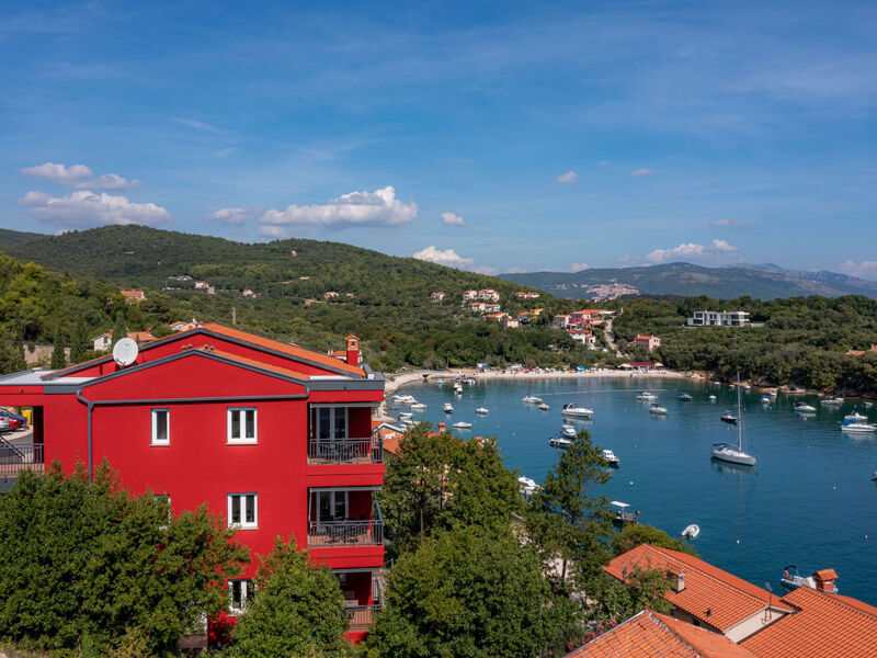 Red House Apartments Sveta Marina