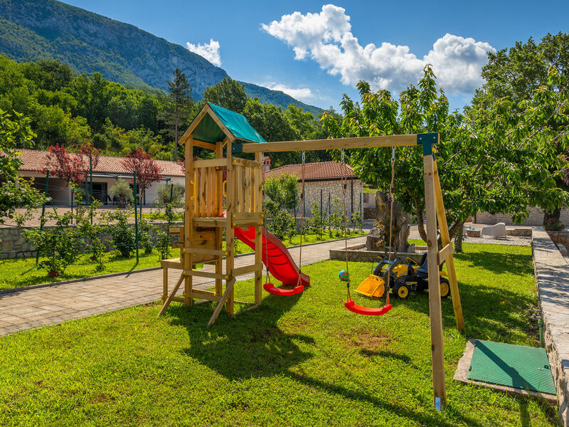Vila Škavre