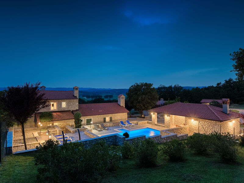 Vila Škavre