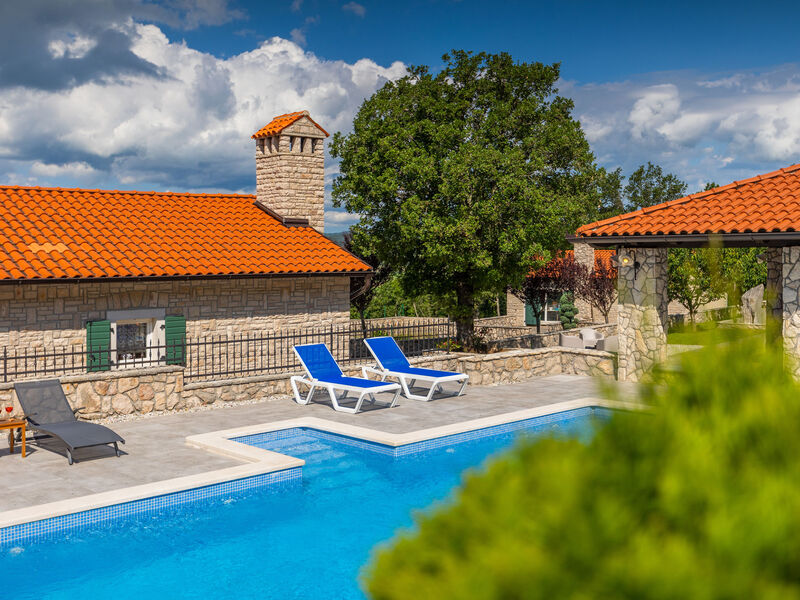 Vila Škavre