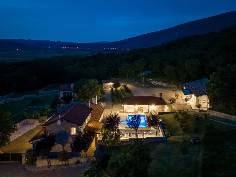 Vila Škavre