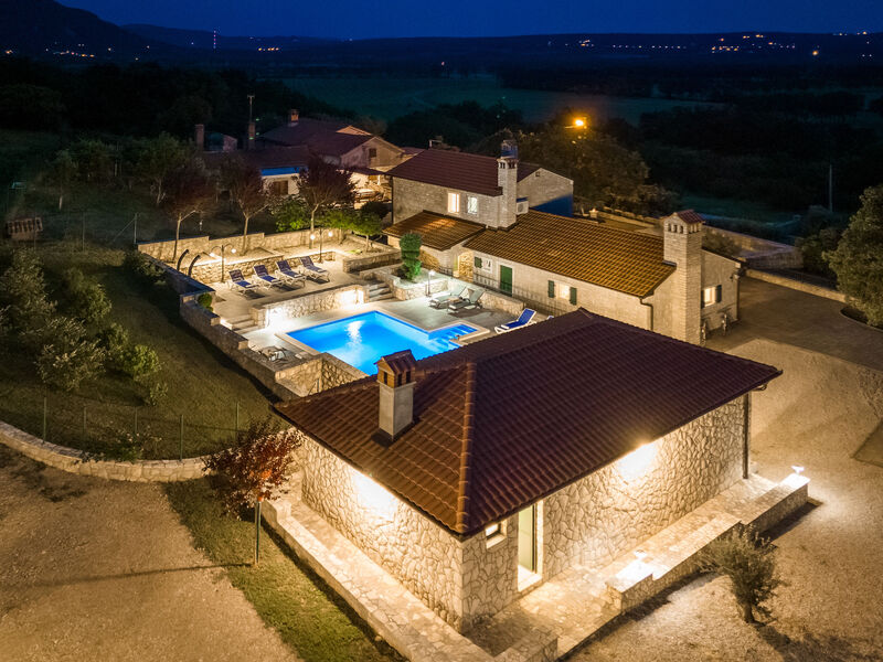 Vila Škavre