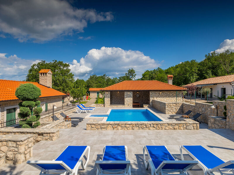 Vila Škavre