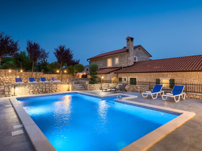 Vila Škavre