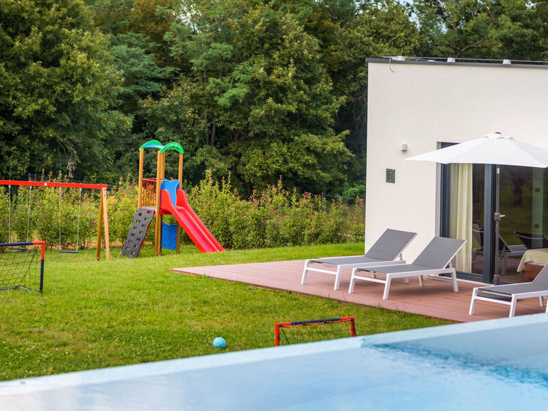 Vila Istria Green