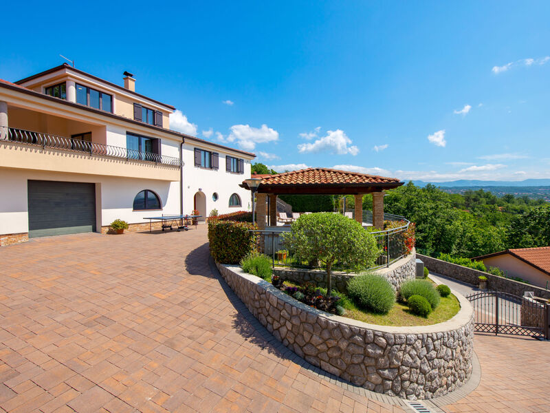 Vila Toni