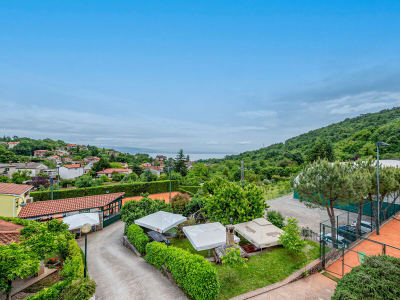 Vila Luni