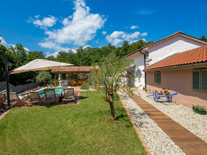 Vila Antonio
