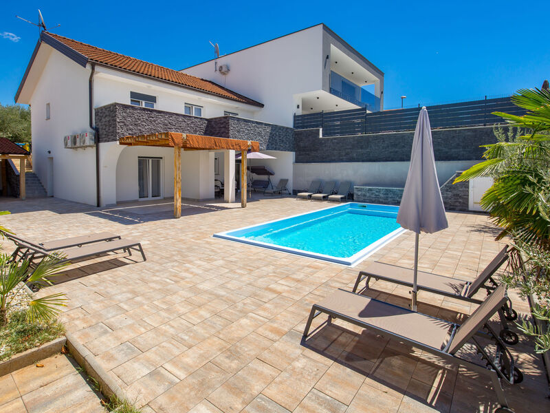 Vila Mira