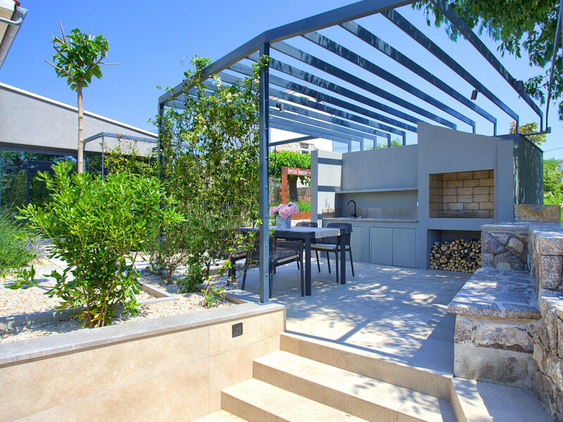 Jerini Estate