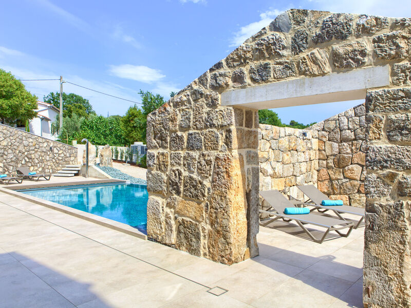 Jerini Estate