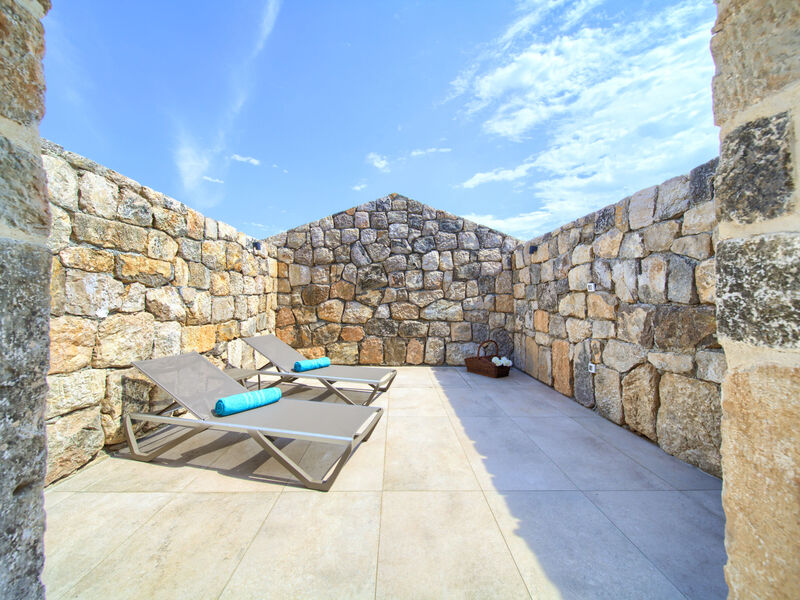 Jerini Estate